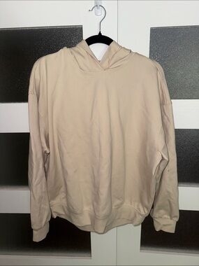 Joelle Collection ‘Melina’ Everyday Neutral Beige Pullover Hoodie